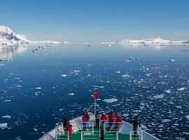 Quest for the Antarctic Circle - 14 Days