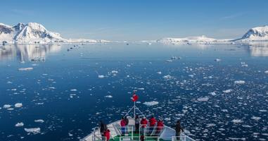 Quest for the Antarctic Circle - 14 Days
