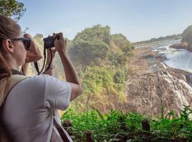 Botswana and Falls Overland: Wildlife Walks & Safari Drives - 8 Days