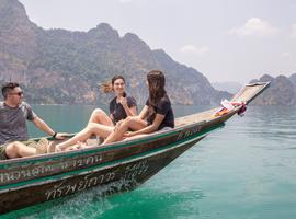 Bangkok to Singapore: Jungle Hikes & Island Nights - 14 Days