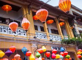 Cambodia to Vietnam: Night Markets & Noodle-Making - 20 Days