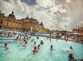 Rome to Berlin: Piazzas, Prague & the Past - 15 Days