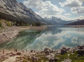 Canadian Rockies: National Parks Westbound - 14 Days