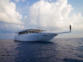 Maldives Dhoni Explorer - 7 Days