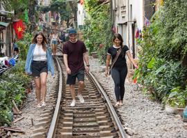 Hanoi Escape: Night Life, City Vibes & Bia Hoi Corner - 3 Days