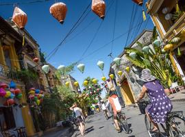 Epic Vietnam: Hanoi, Ho Chi Minh City & Handmade Noodles - 14 Days