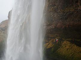 Iceland: The Snaefellsnes Peninsula, Volcanoes & Hiking Húsafell - 10 Days