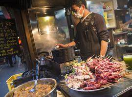 Korea to Japan: Epic Eats & Bright City Lights - 15 Days