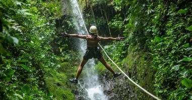 Solo-ish Costa Rica - 8 Days
