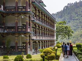 Solo-ish Nepal - 12 Days