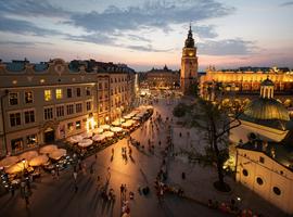 Classic Poland: Warsaw to Krakow - 8 Days