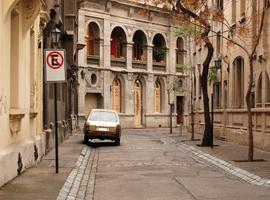 Santiago to Buenos Aires: Volcanos, Valleys & the Lake District - 12 Days