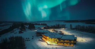 Canadian Rockies: Northern Lights Winter Explorer - 9 Days