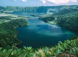 Classic Portugal: Mainland & Azores Adventure - 12 Days