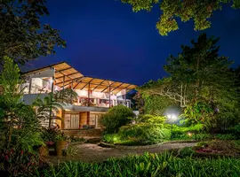 Signature: Costa Rica's Monteverde, Arenal & Guanacaste - 9 Days