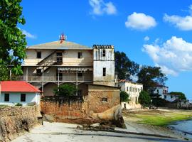 Incredible Tanzania: Serengeti to Zanzibar - 10 Days