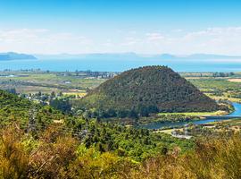 Premium New Zealand Encompassed - 18 Days