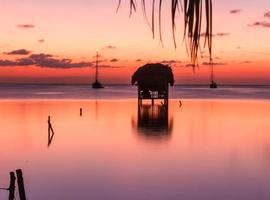 Central America Encompassed - 33 Days