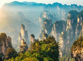 Southern China Highlights: Hong Kong to Shanghai - 10 Days
