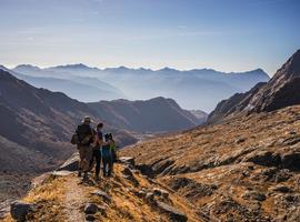 Premium Walking & Hiking in Yellowstone - 5 Days