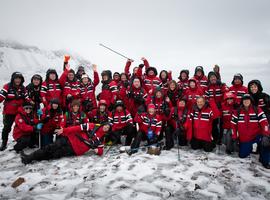 Crossing the Antarctic Circle (Ocean Albatros) - 13 Days