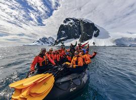Crossing the Antarctic Circle (Ocean Victory) - 13 Days