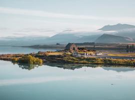 18 to 35s Essential New Zealand: South Island - 12 Days