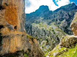 Hiking in Picos de Europa - 7 Days
