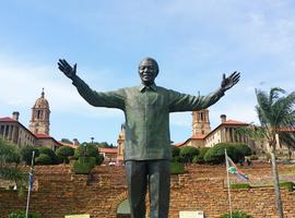 Kruger, Falls, Delta & Cape (Accommodated) - 25 Days