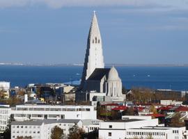 Wild Iceland & Whale Watching - 8 Days