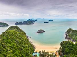 Hanoi to Cat Ba Trekking & Kayaking - 3 Days