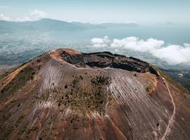 Adventure Between Volcanoes! - 9 Days