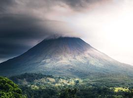 Costa Rica Explorer: Volcanoes, Cloud Forests & Pacific Beaches