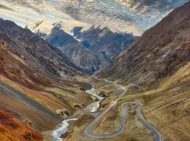 Pakistan's Karakoram Highway - 14 Days