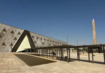 Image 2 of 21