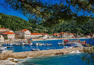 Image 2 of 17