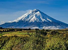 Volcanoes and Galapagos - 15 Days