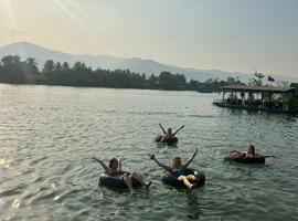 14-Day Thailand to Laos: Bangkok, Chiang Mai, Luang Prabang & Hanoi